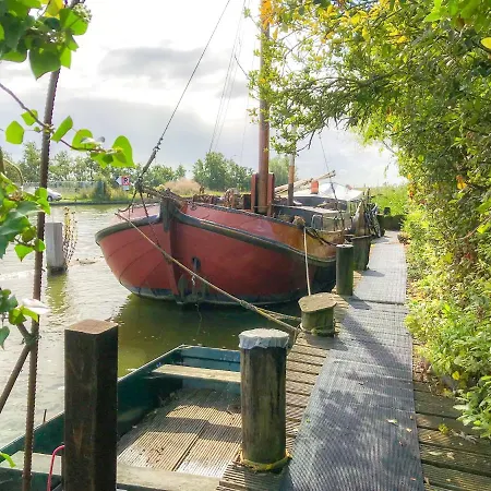 ספינת מלון Houseboat De Dankbaarheid